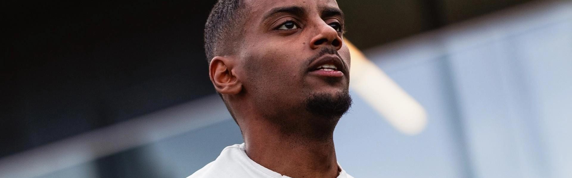 世界杯高清平台-好消息，斯洛特：伊萨克将于周四回归合练