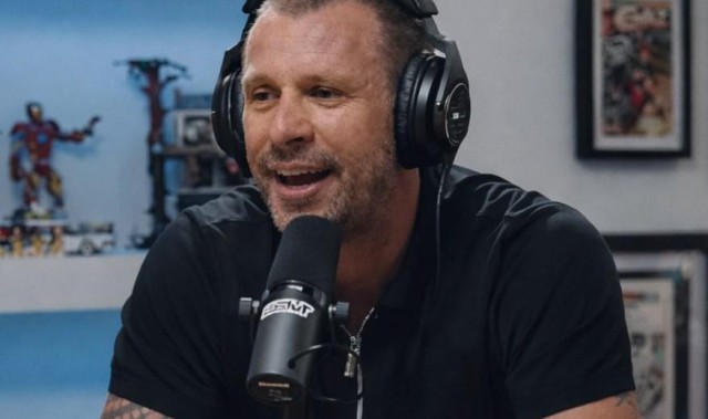 世界杯手机直播-卡萨诺：小法和齐沃是意甲最好的教练，但齐沃开的是法拉利